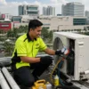 Layanan HVAC dari putra jaya service ac di Atap di Atas Kota Layanan HVAC dari putra jaya service ac di Atap di Atas Kota